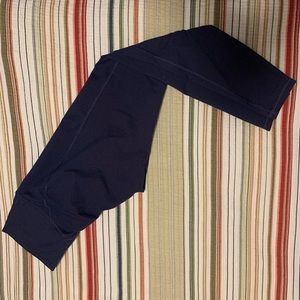 FABLETICS LEGGINGS SMALL